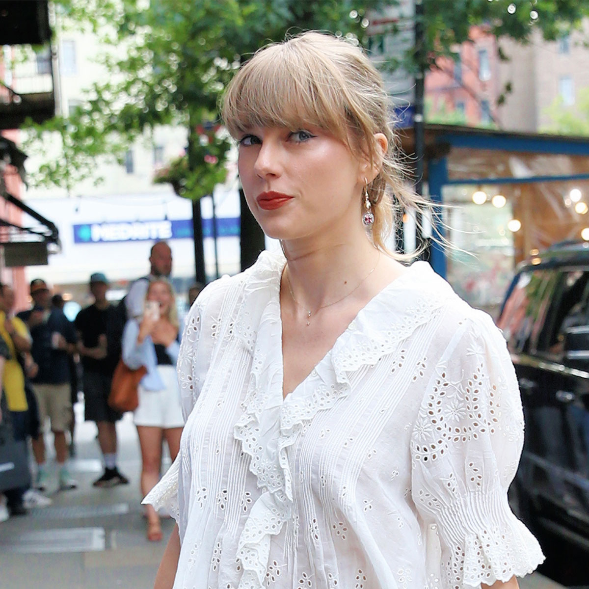Photos Show Taylor Swift's Best Street-Style Outfits