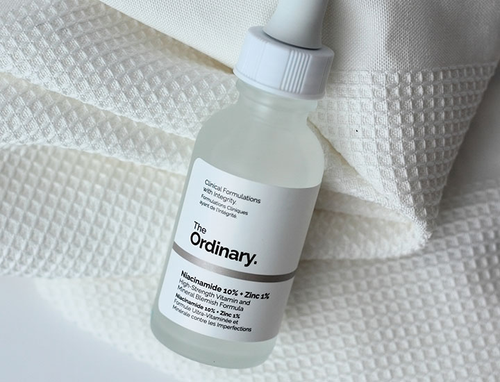 Skincare product with niacinamide