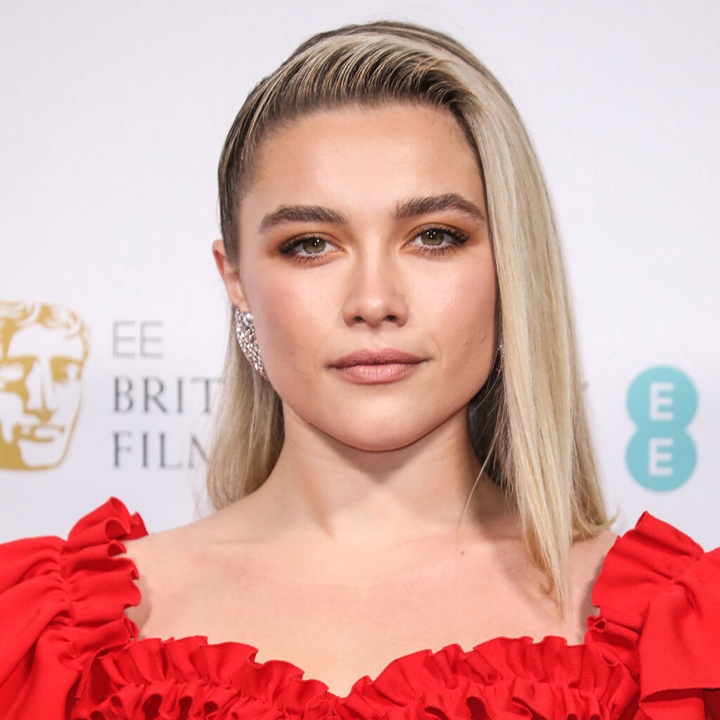 Florence Pugh Stuns In a Backless Valentino Gown