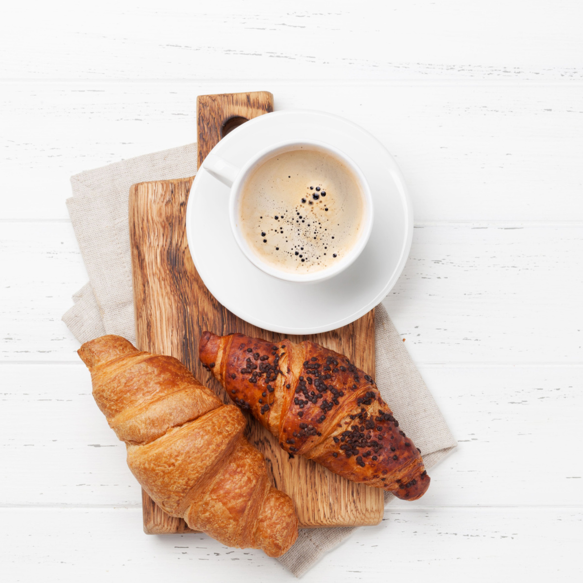 croissant and coffee