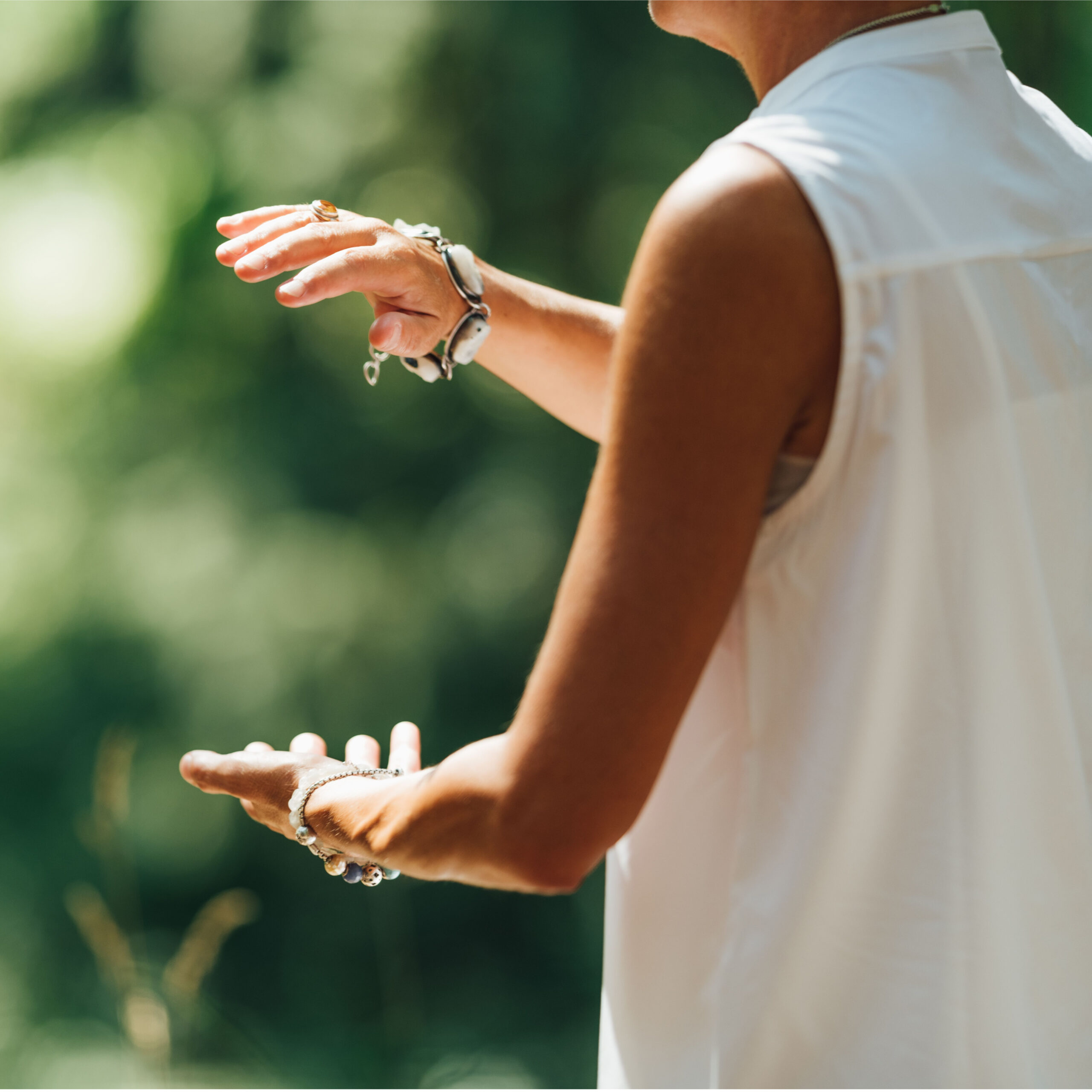 woman doing tai chi outdoors