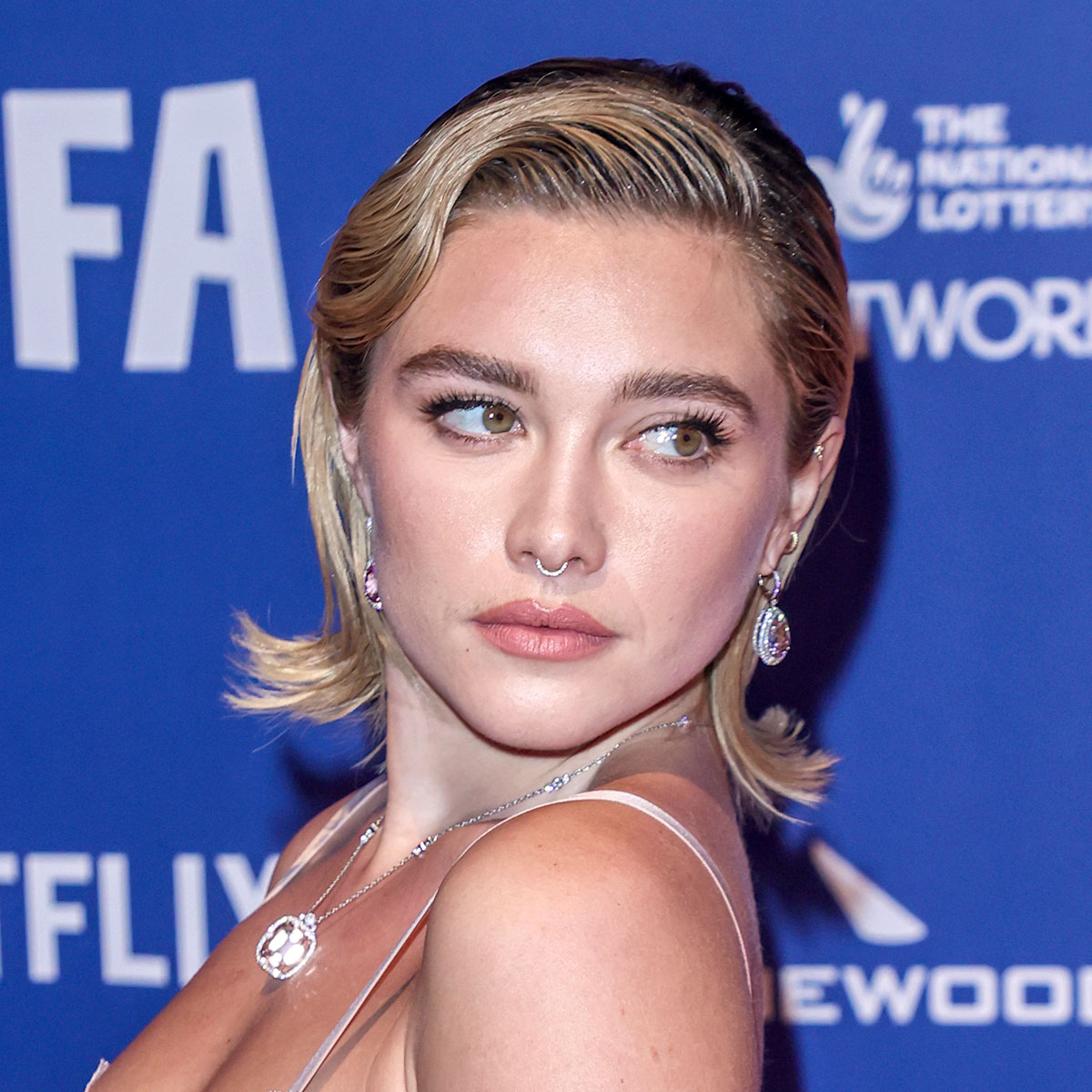 https://www.shefinds.com/files/2023/10/Florence-Pugh-at-the-25th-Annual-British-Independent-Film-Awards.jpg