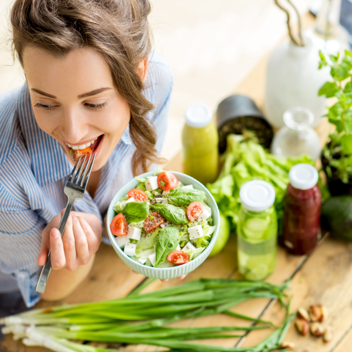 girl eating salad