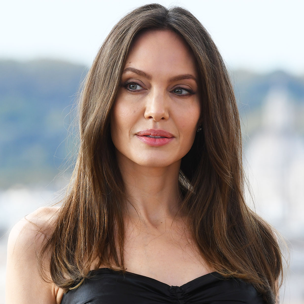 TRENDING: Angelina Jolie Opens Up Her Purse for Vogue 