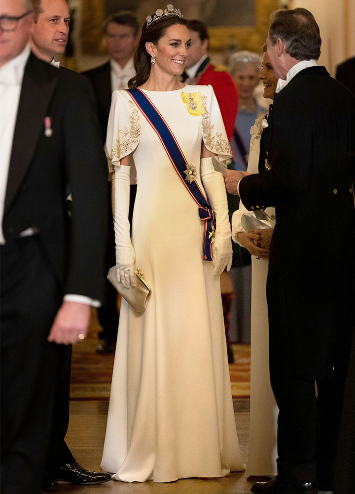 Kate Middleton Jenny Packham dress Queen Mother's tiara state banquet