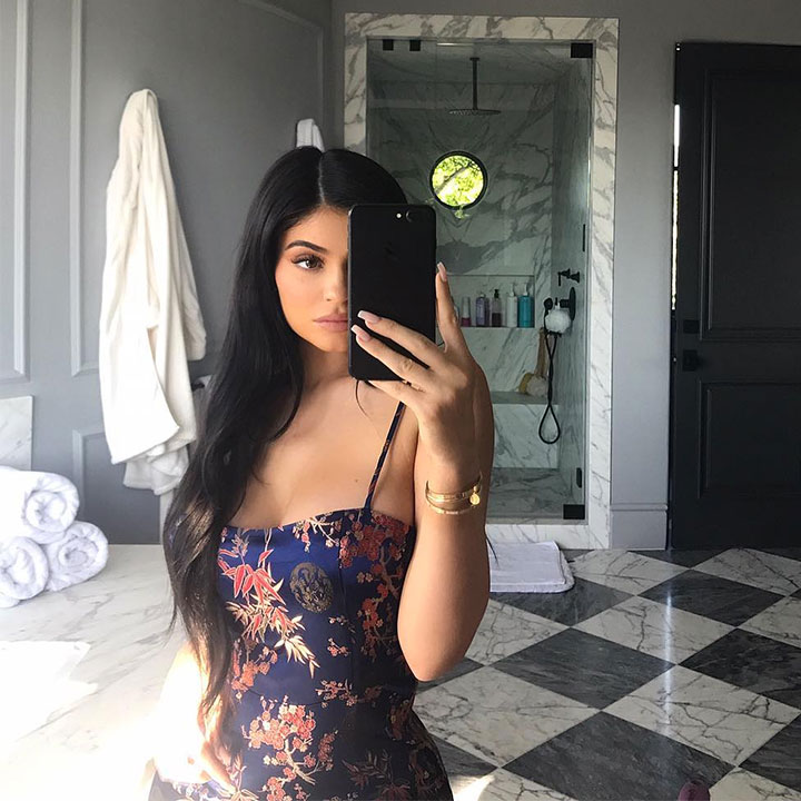 kylie jenner selfie