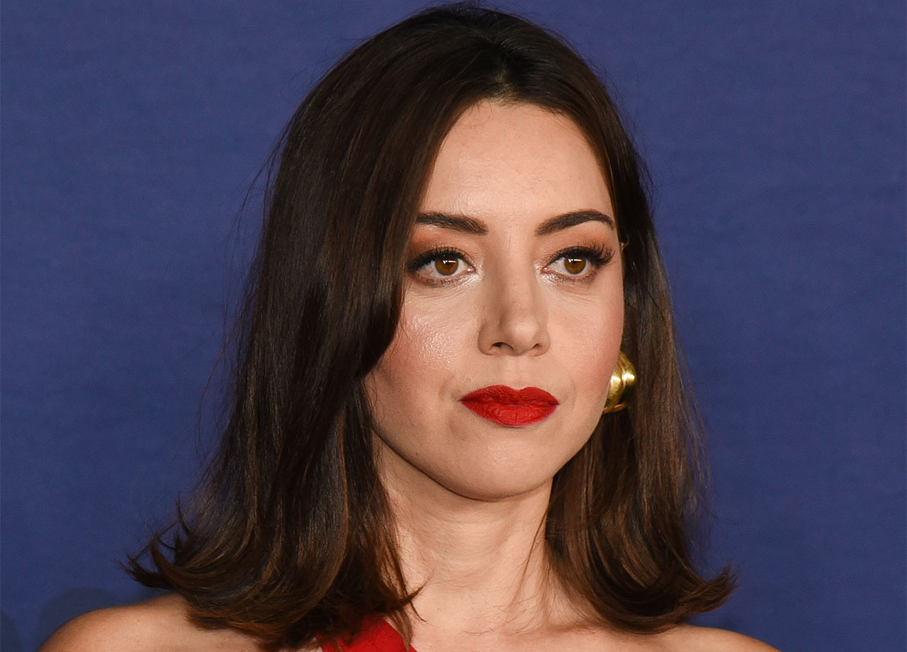 aubrey plaza white lotus