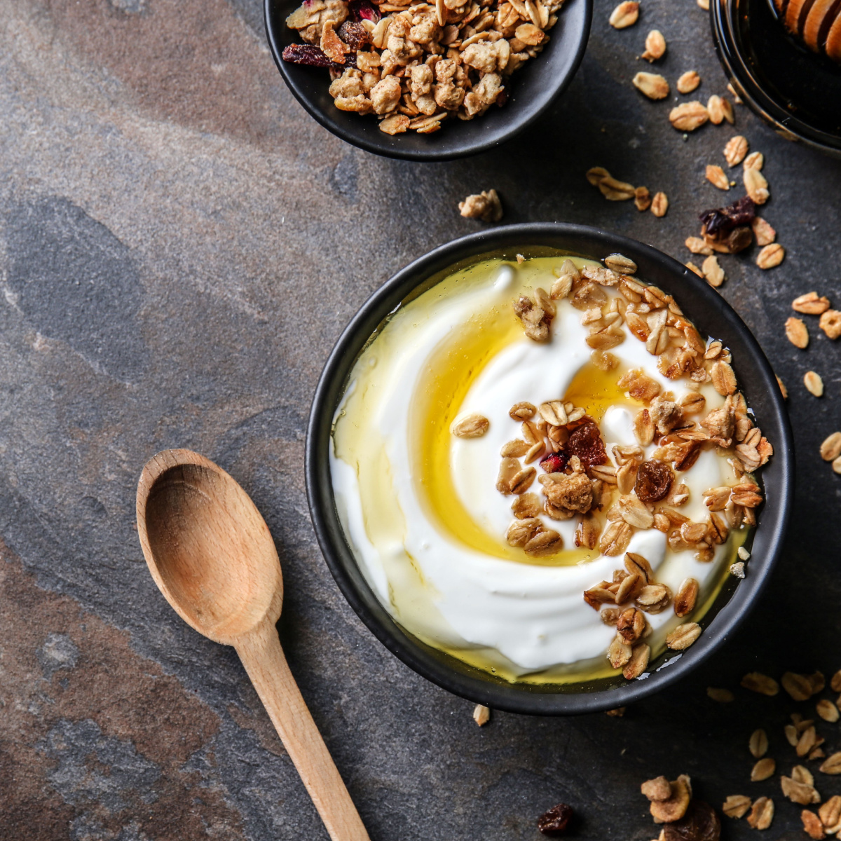 bowl of yogurt and granola