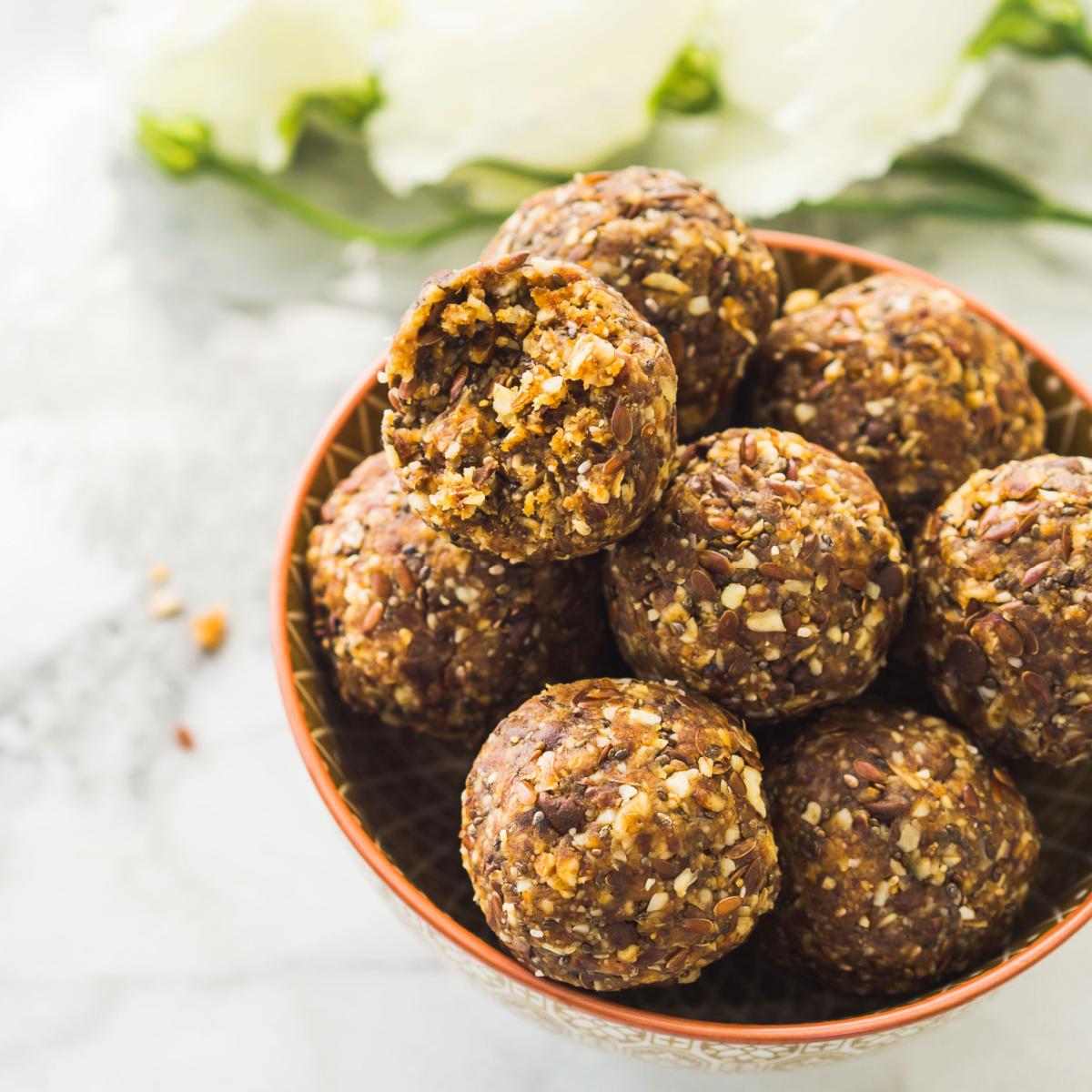 peanut butter protein balls