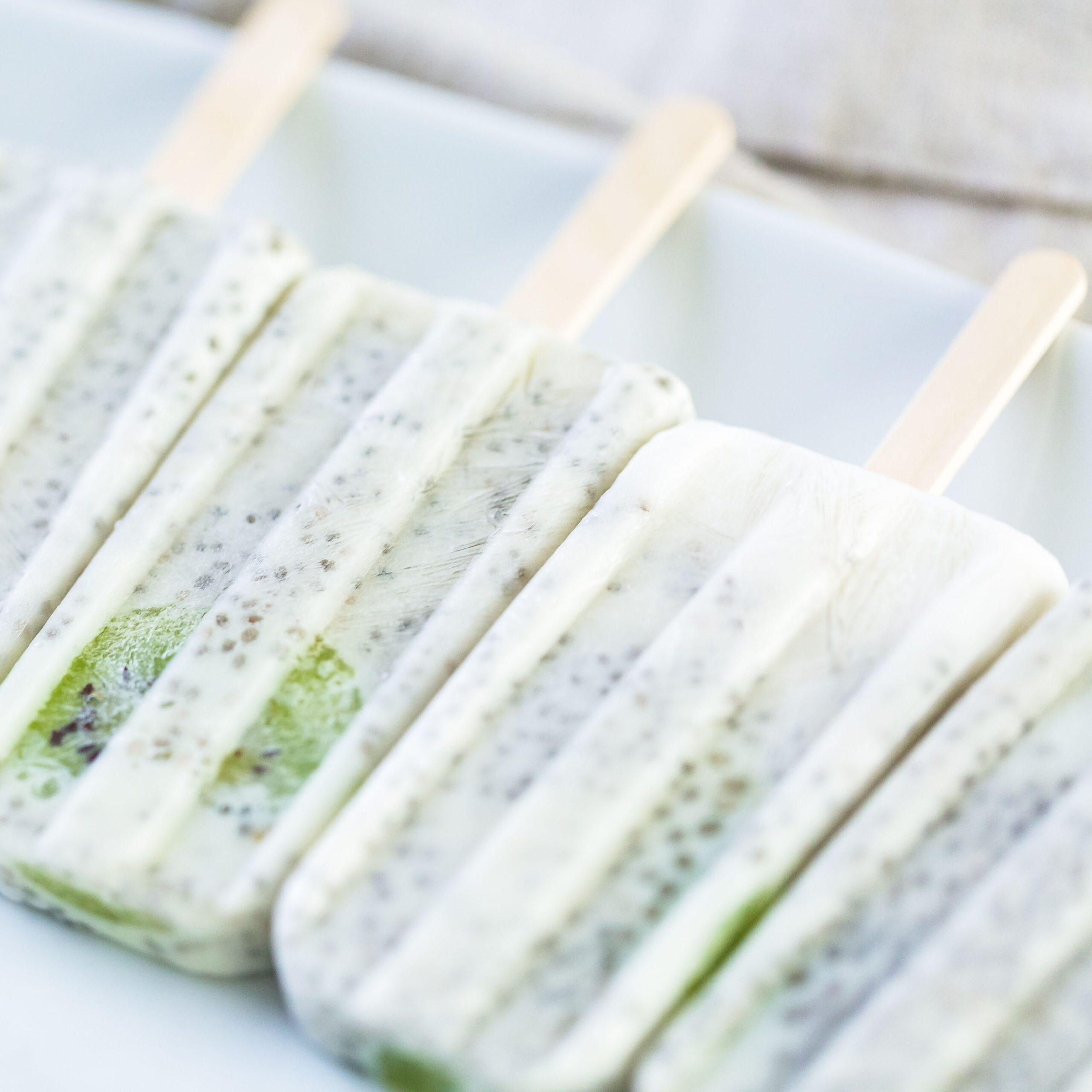 coconut chia popsicles with kiwi