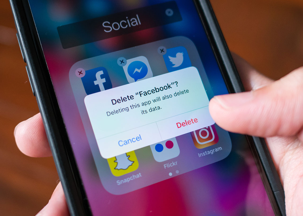 delete-facebook-app