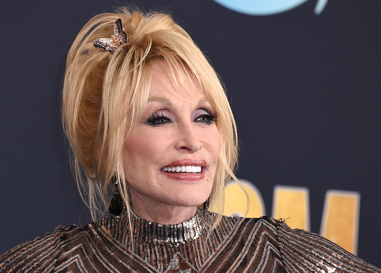 Dolly Parton Shares Regrets About Getting Plastic Surgery