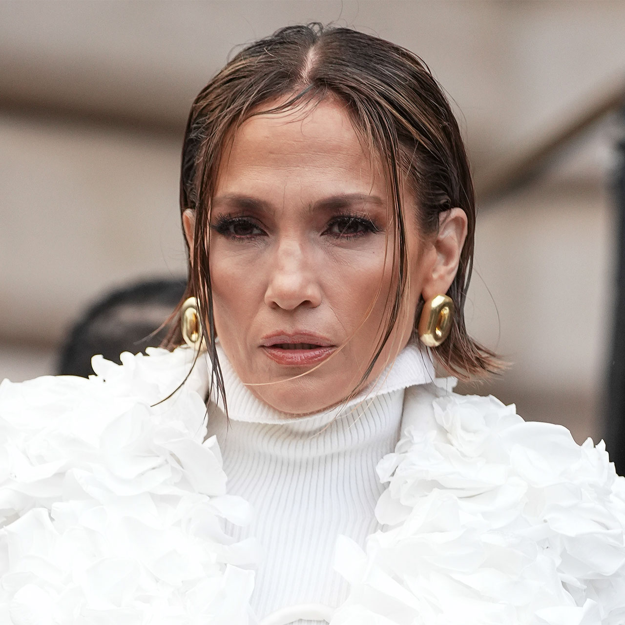 Jennifer Lopez Turns Heads At Paris Fashion Week In A Schiaparelli Jacket  Made Of Real Rose Petals - SHEfinds