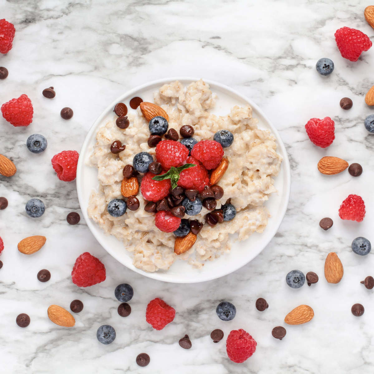 oatmeal with berries