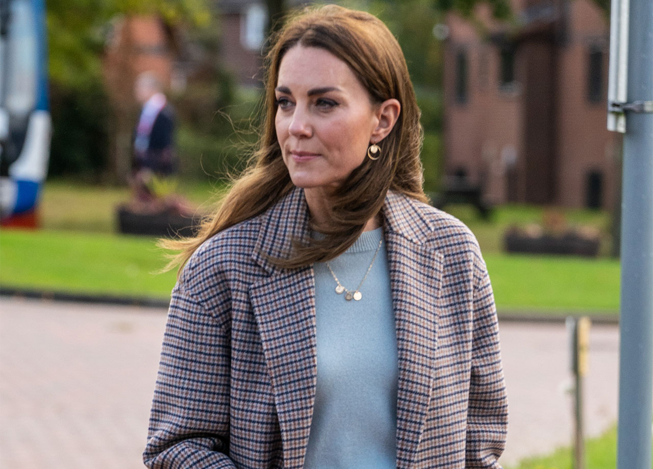 Kate Middleton meets students University of Derby