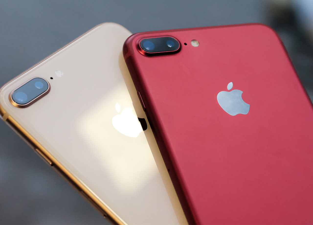 gold-red-iphones