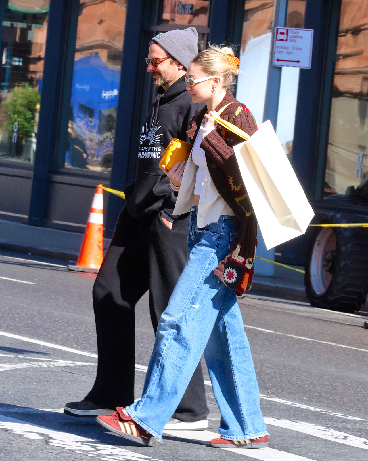 bradley cooper lunch date gigi hadid