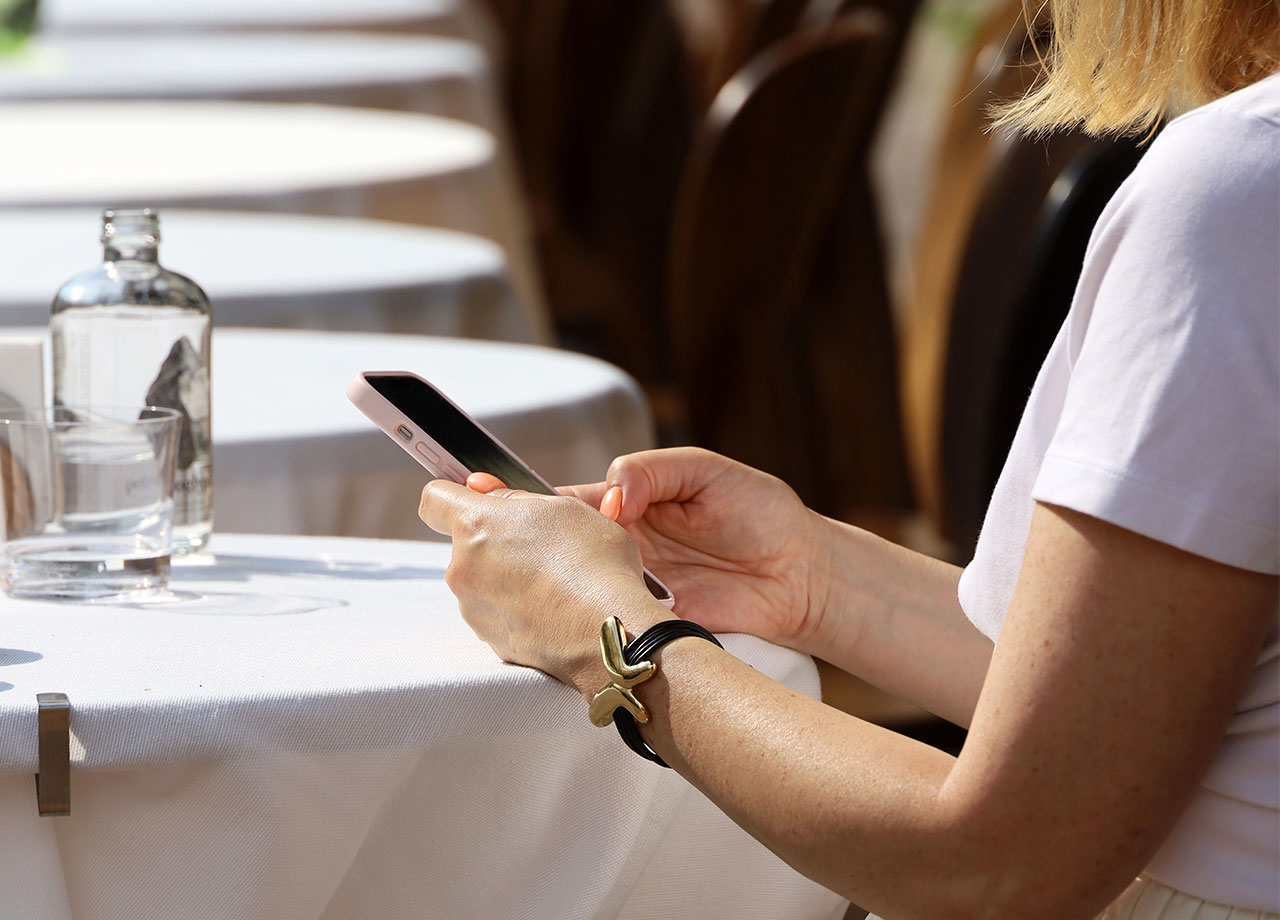 woman-texting-phone