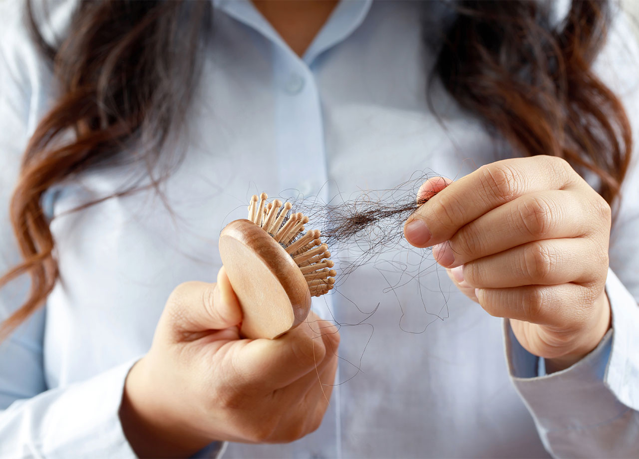 woman-brush-full-hair