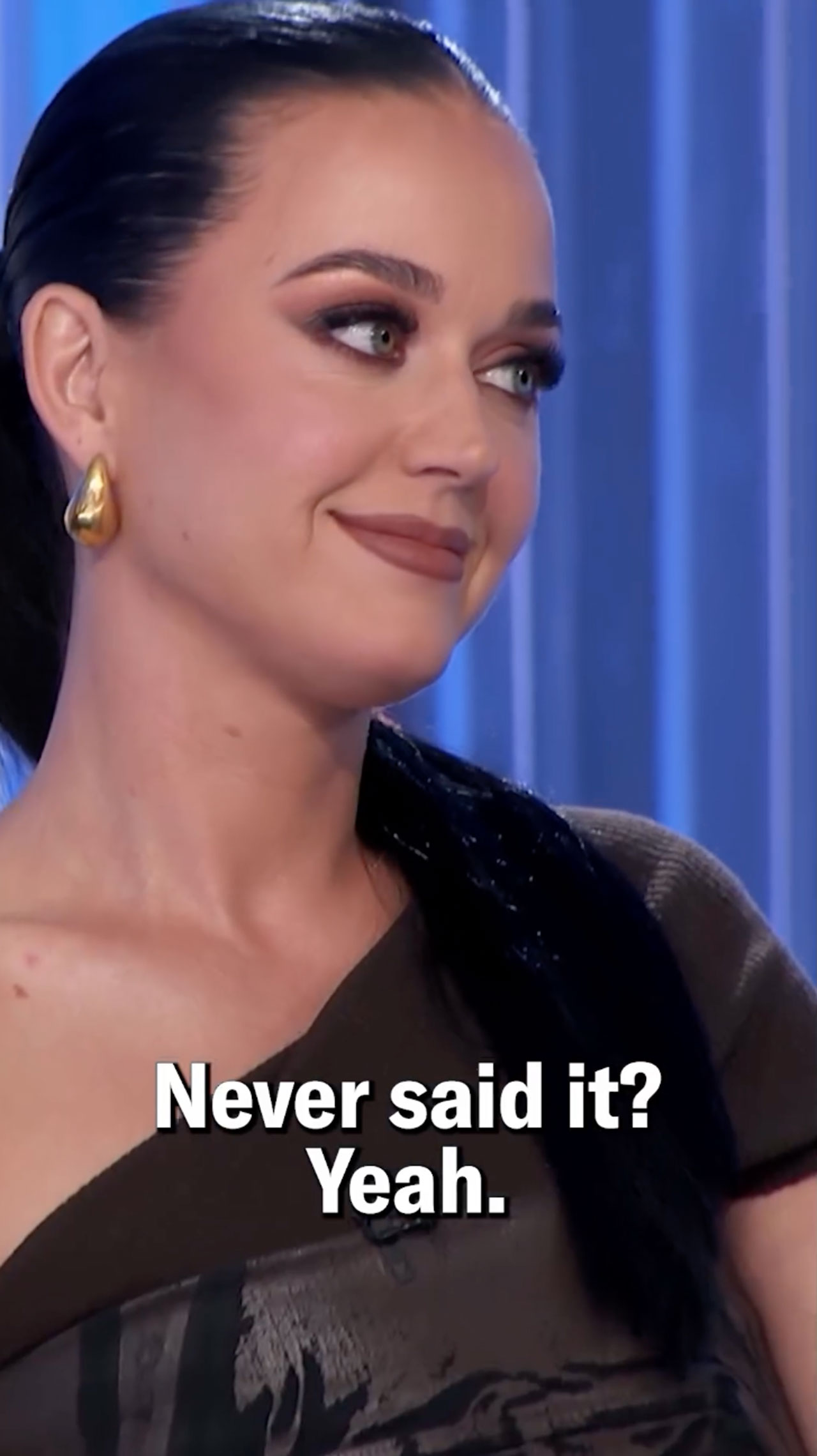 Katy Perry American Idol giving Luke Bryan a look