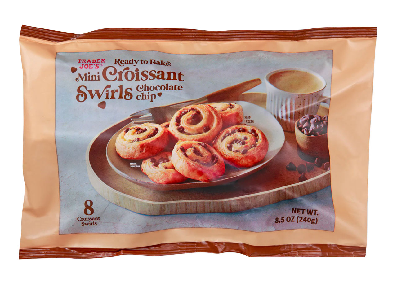 trader joe's mini chocolate chip croissant swirls