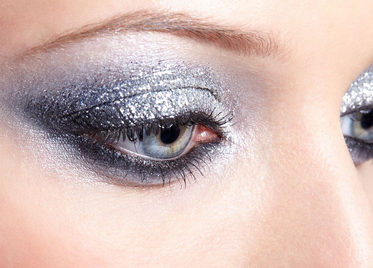 woman-sparkly-eyeshadow