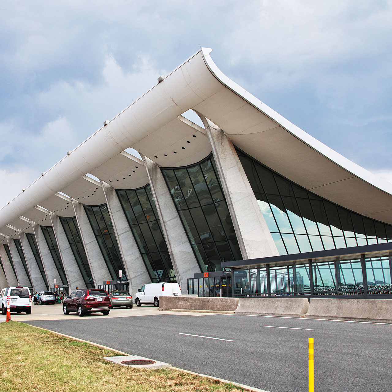 dulles airport