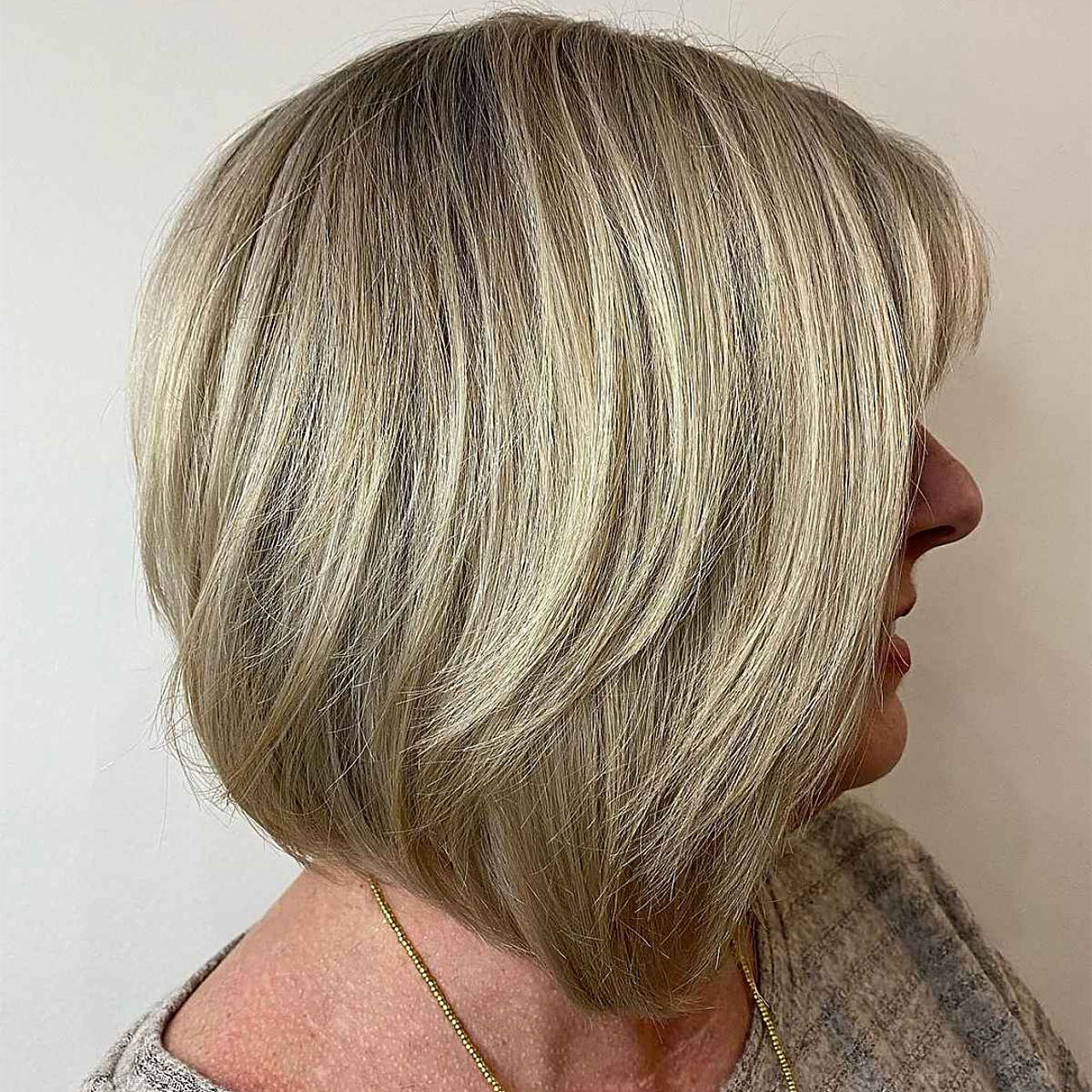 lightly-layered-bob