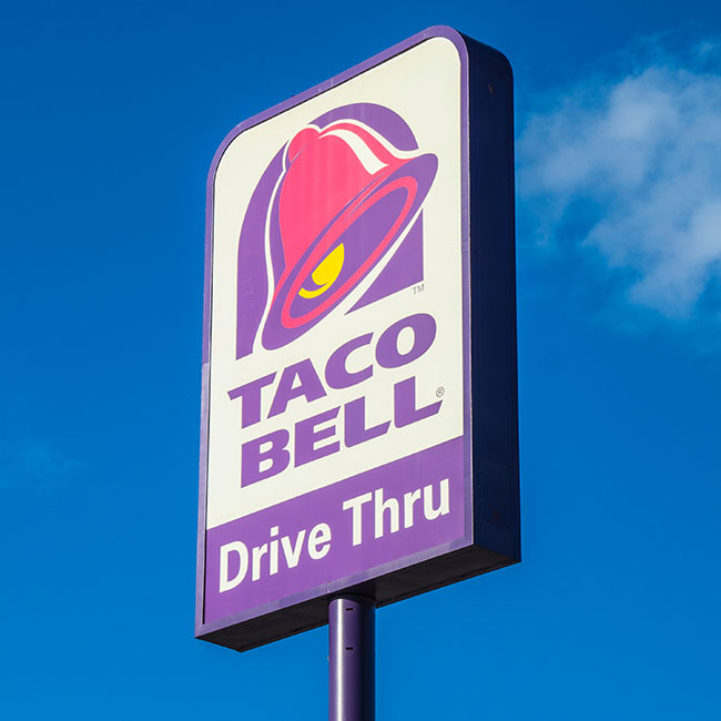 taco bell sign