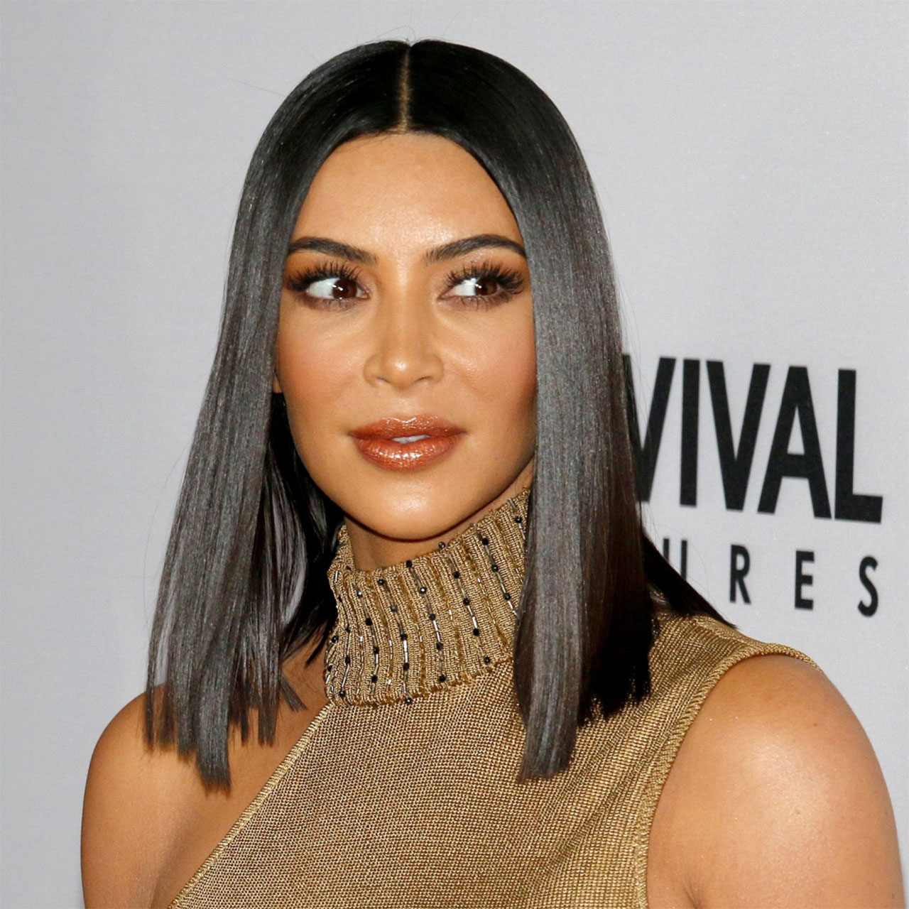 Kim Kardashian one length bob haircut