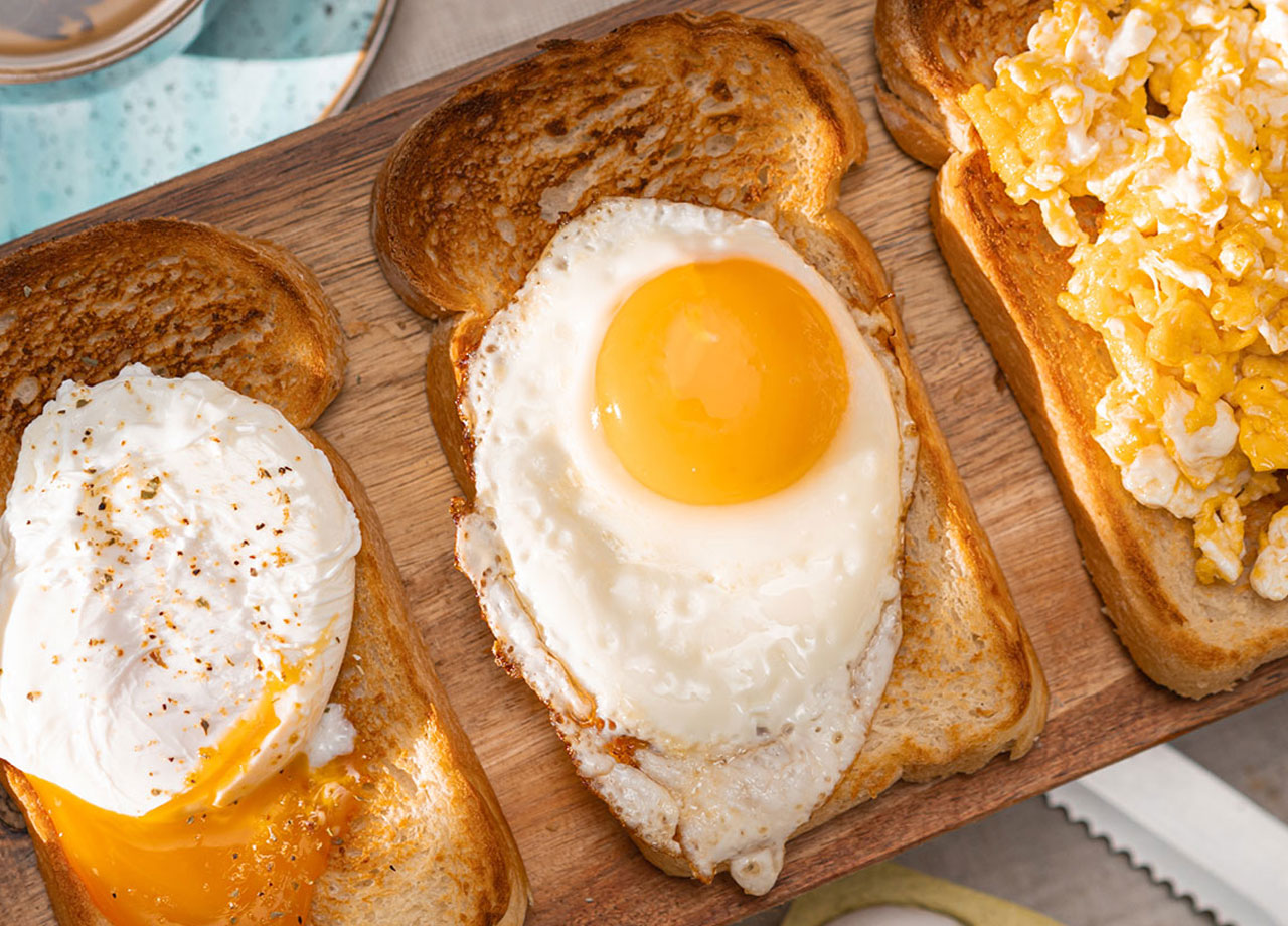 eggs on toast