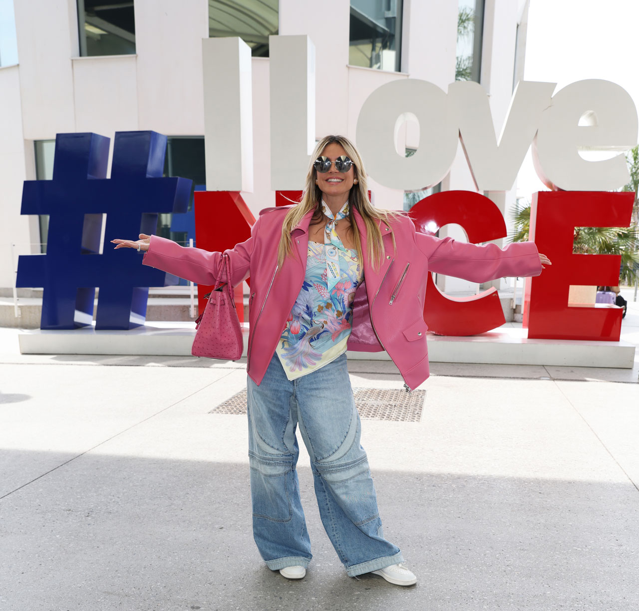 heidi klum nice airport cannes