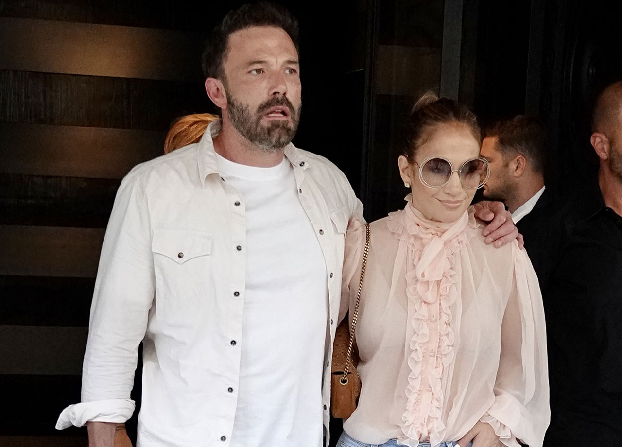 Jennifer López y Ben Affleck De compras en París