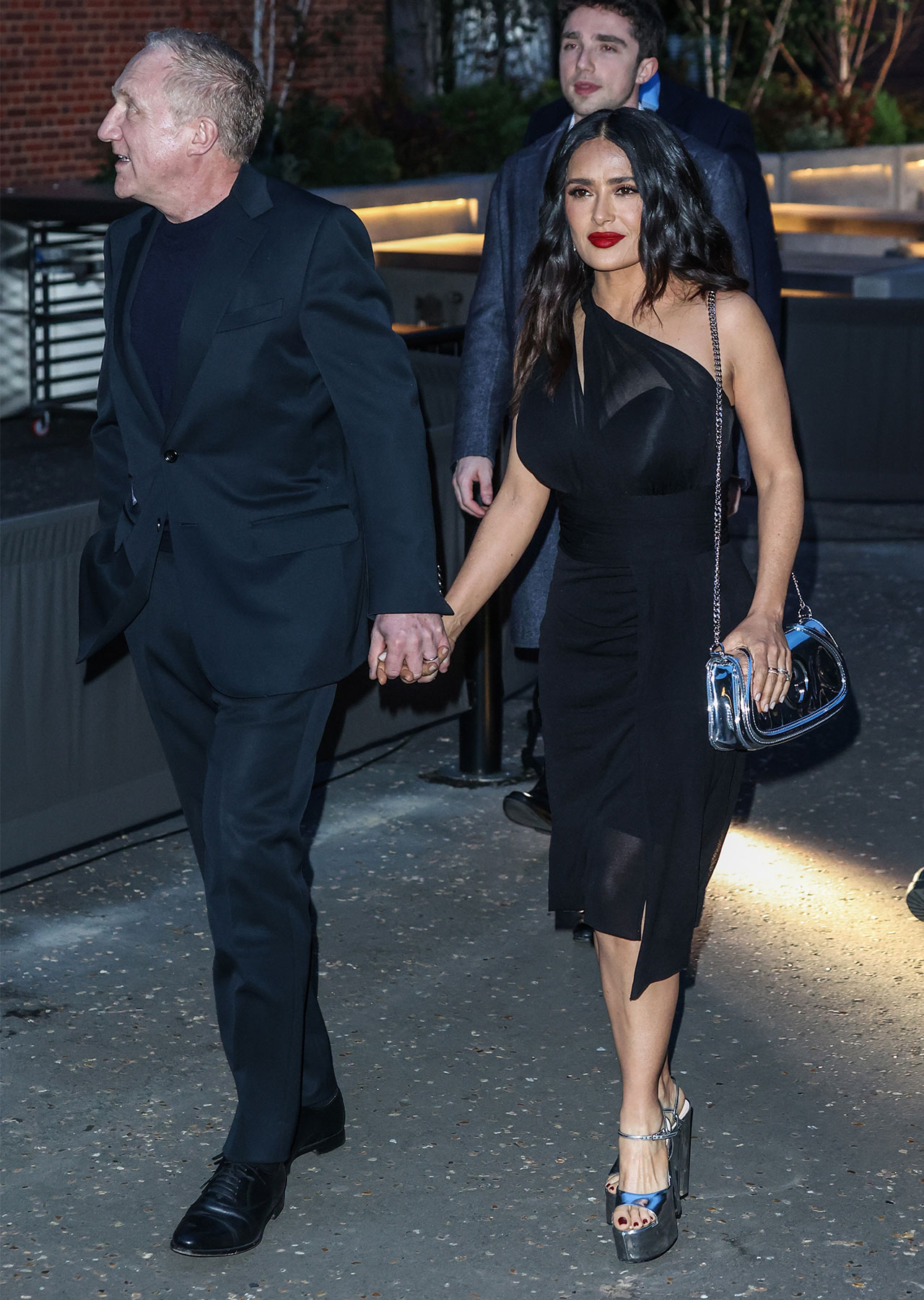 salma hayek husband gucci cruise 2025 fashion show