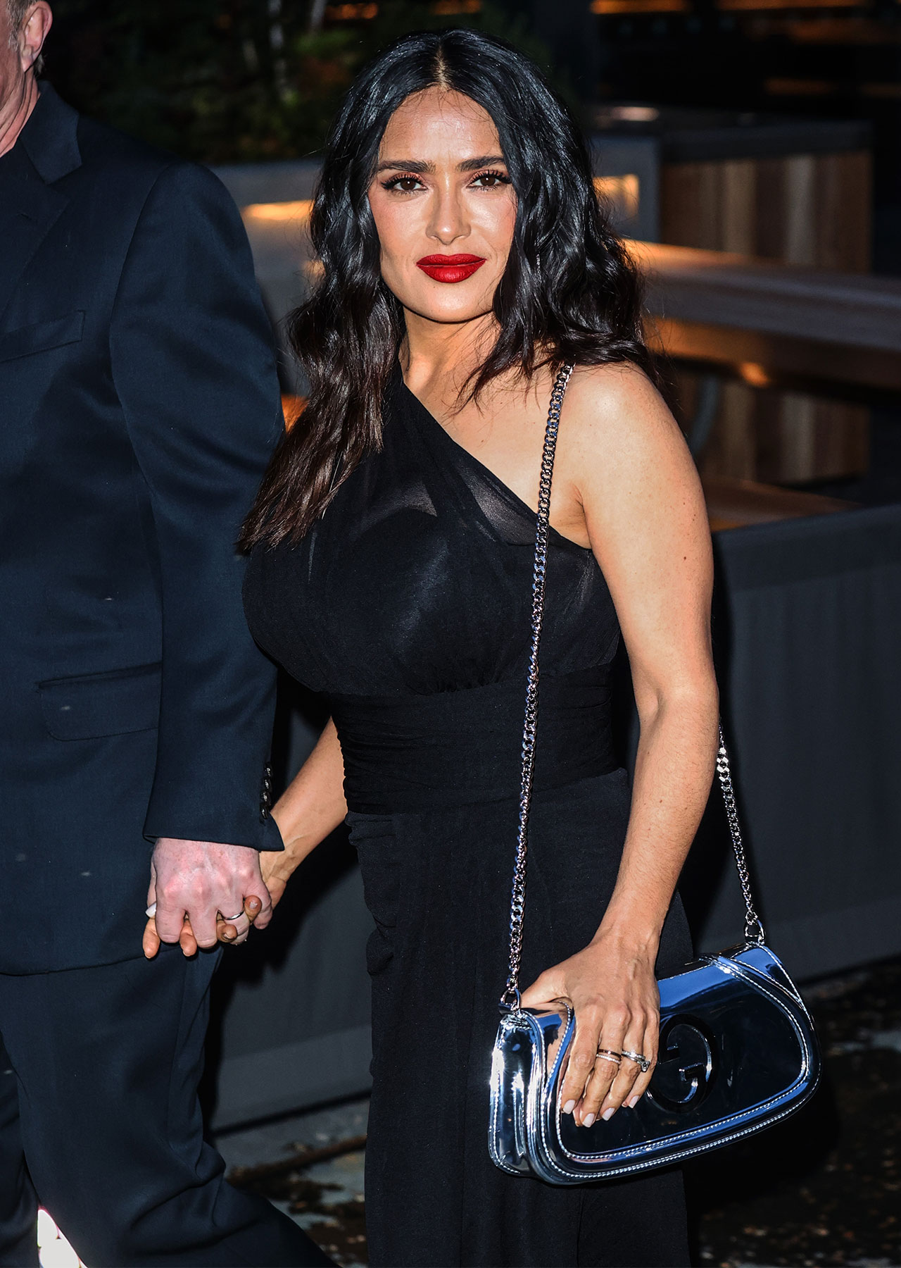 salma hayek gucci cruise show