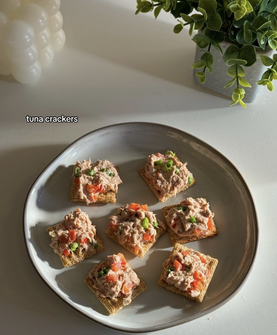tuna crackers
