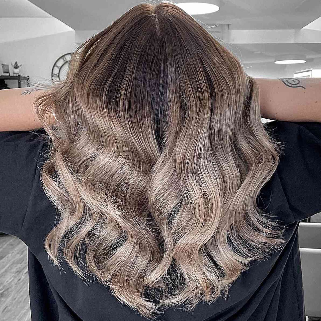 wavy-hair-balayage