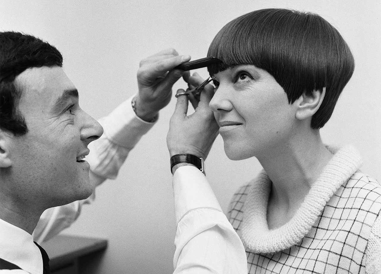 Vidal Sassoon and Mary Quant 1964 short sharp angled hairstyle