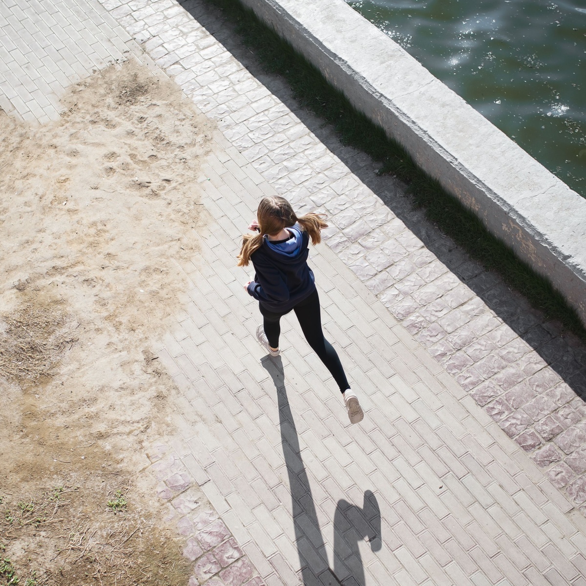 woman running