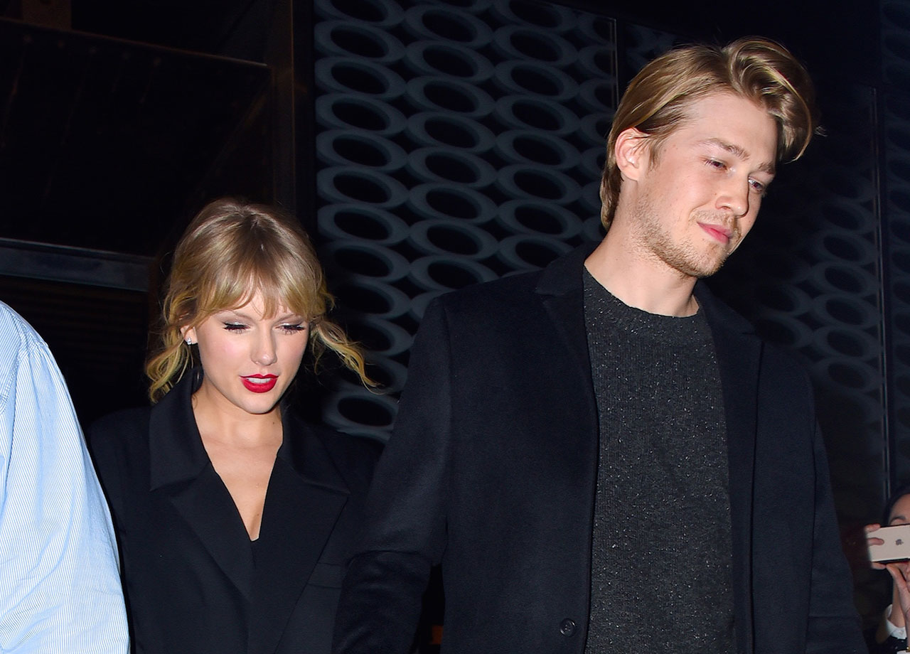 Taylor Swift and Joe Alwyn leaving SNL 2019