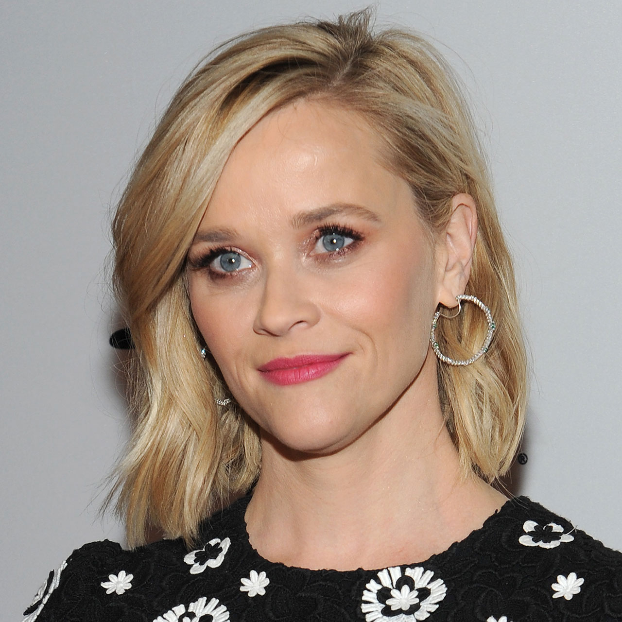 side-bangs-reese-witherspoon