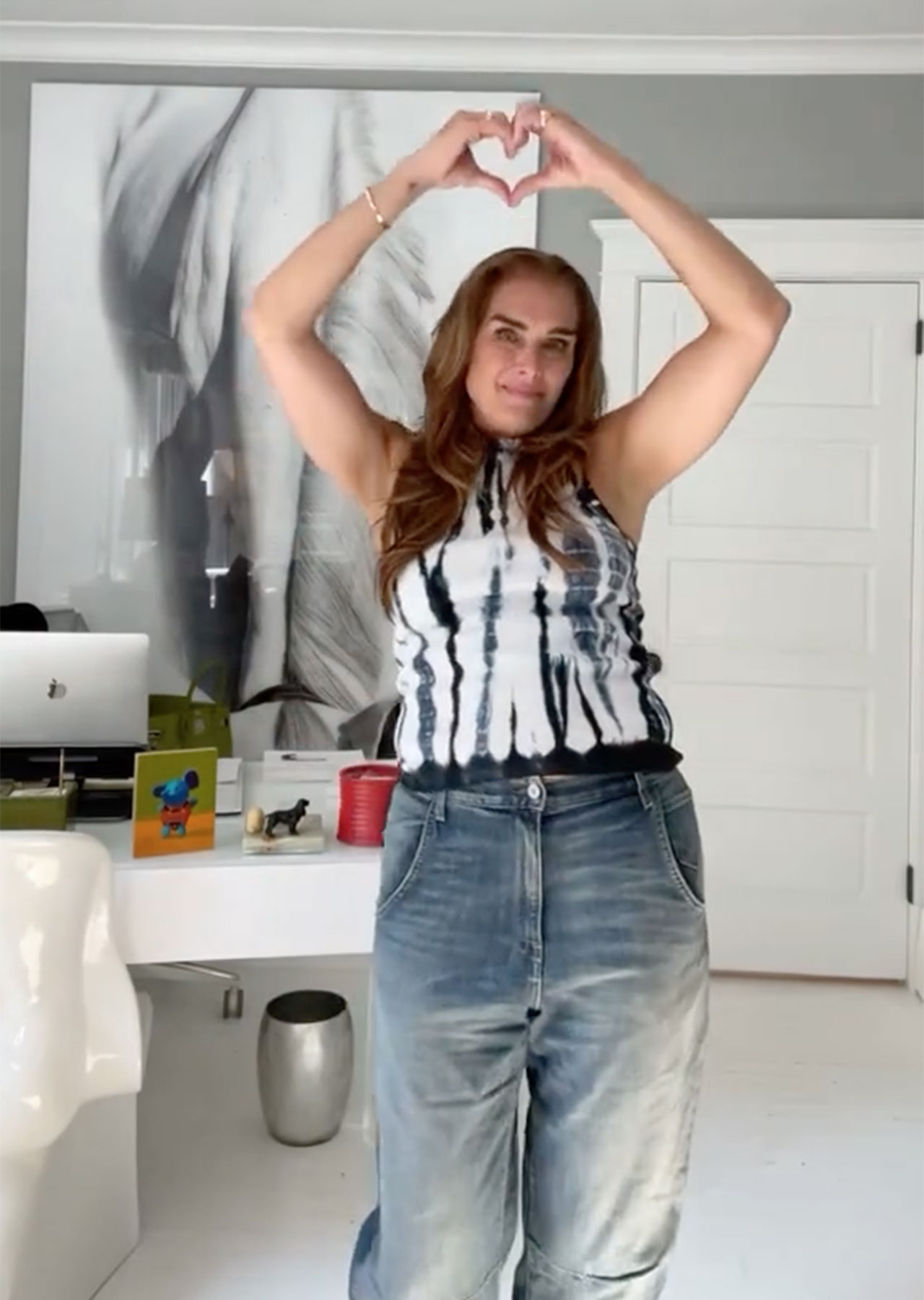 Brooke Shields performing Apple dance on Instagram