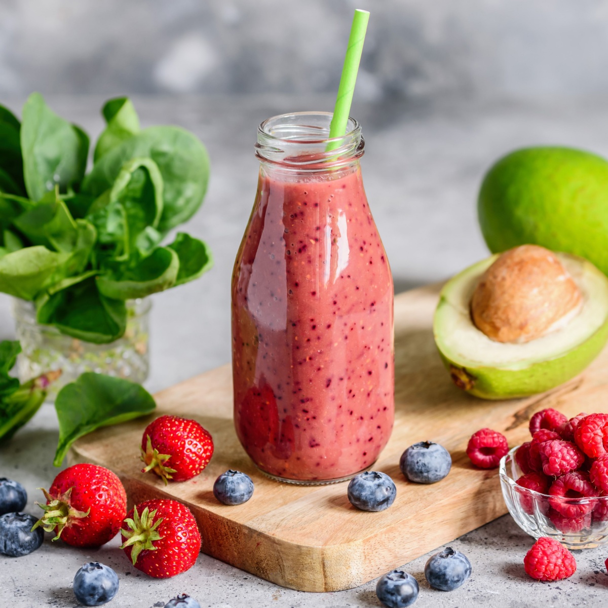 berry and avocado smoothie