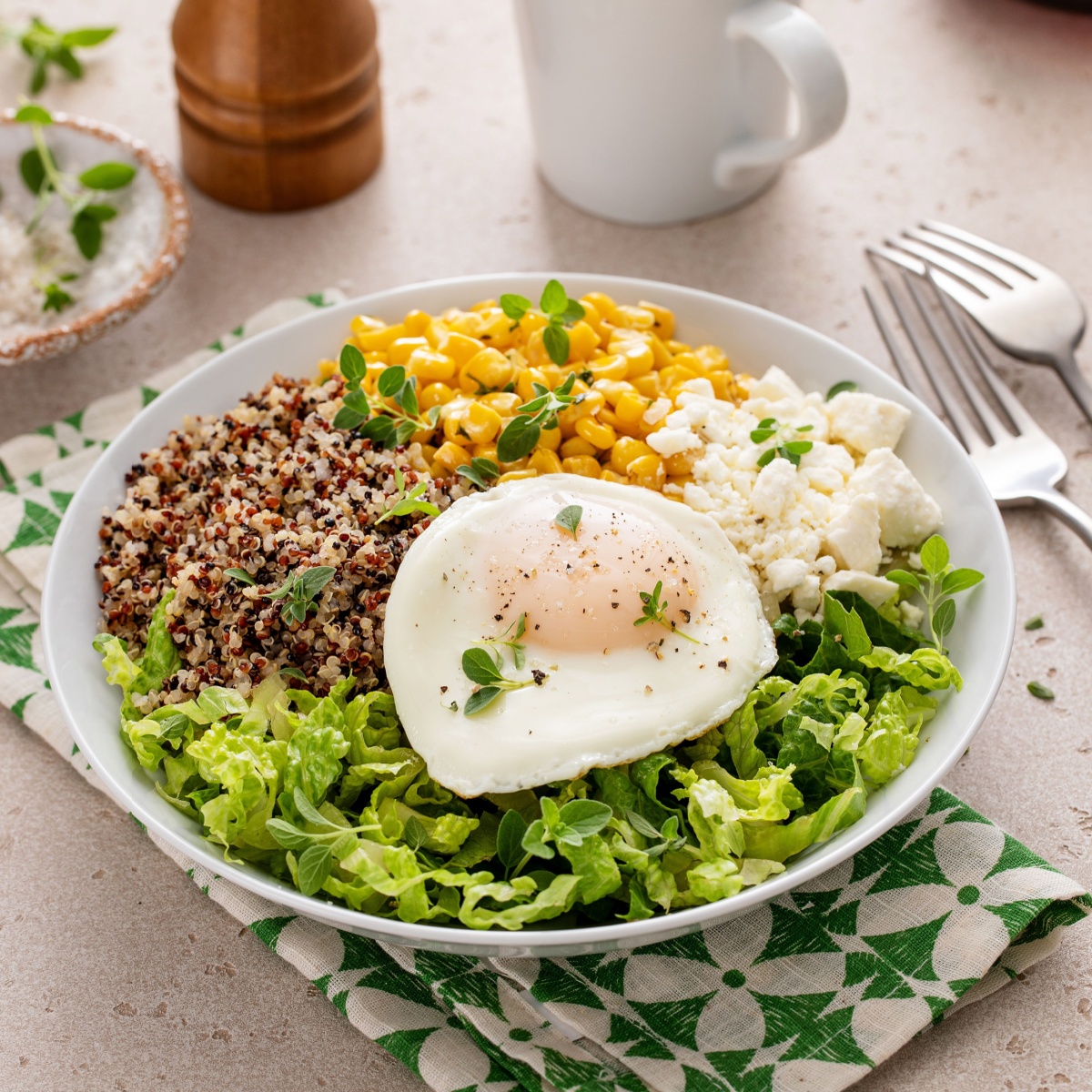 quinoa breakfast bowl