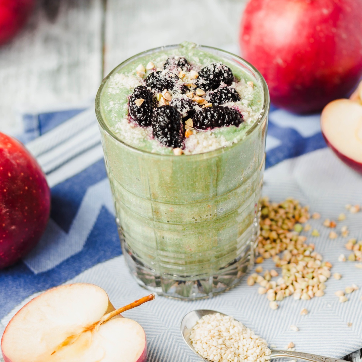 smoothie with berries