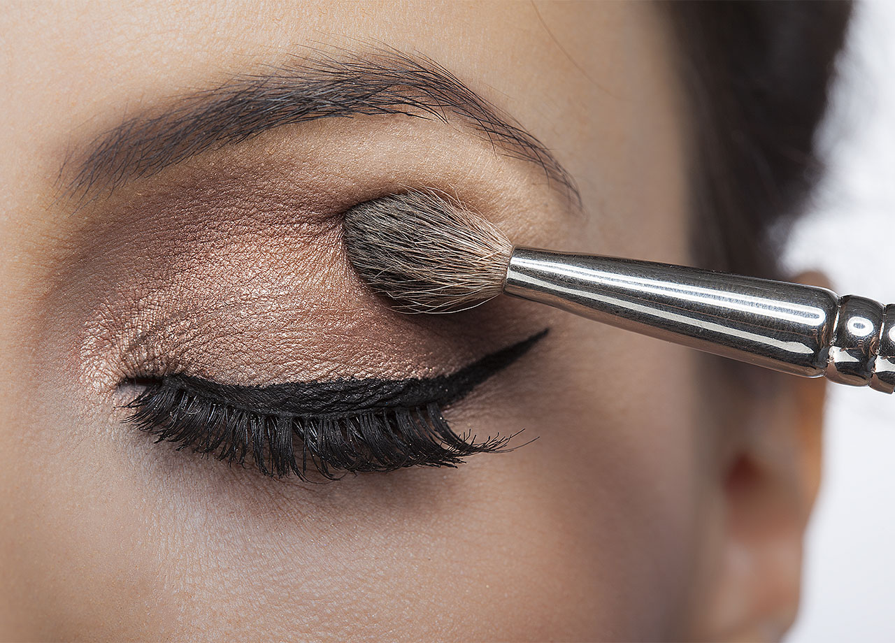 woman-dark-eyeshadow