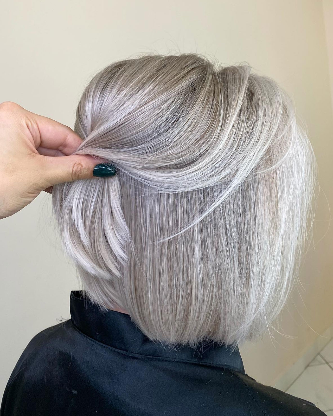 sleek-silver-lob