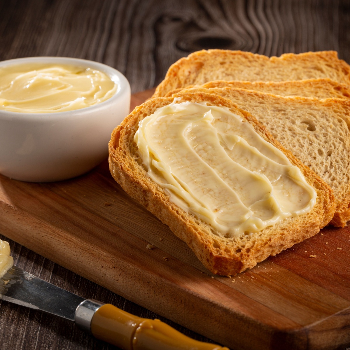 margarine spread on toast