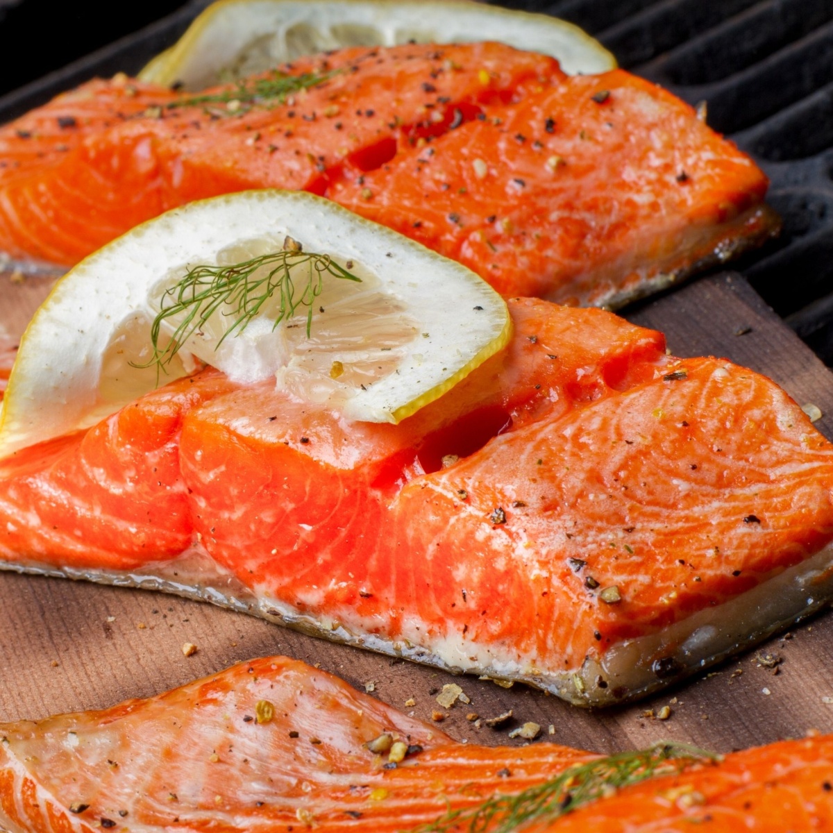 salmon with lemon