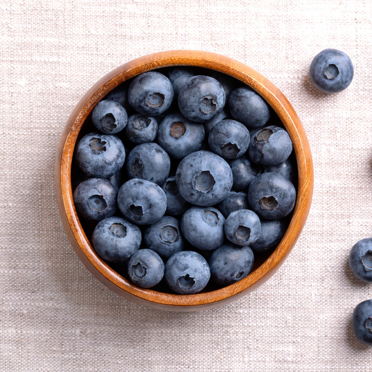 bowl of blueberries